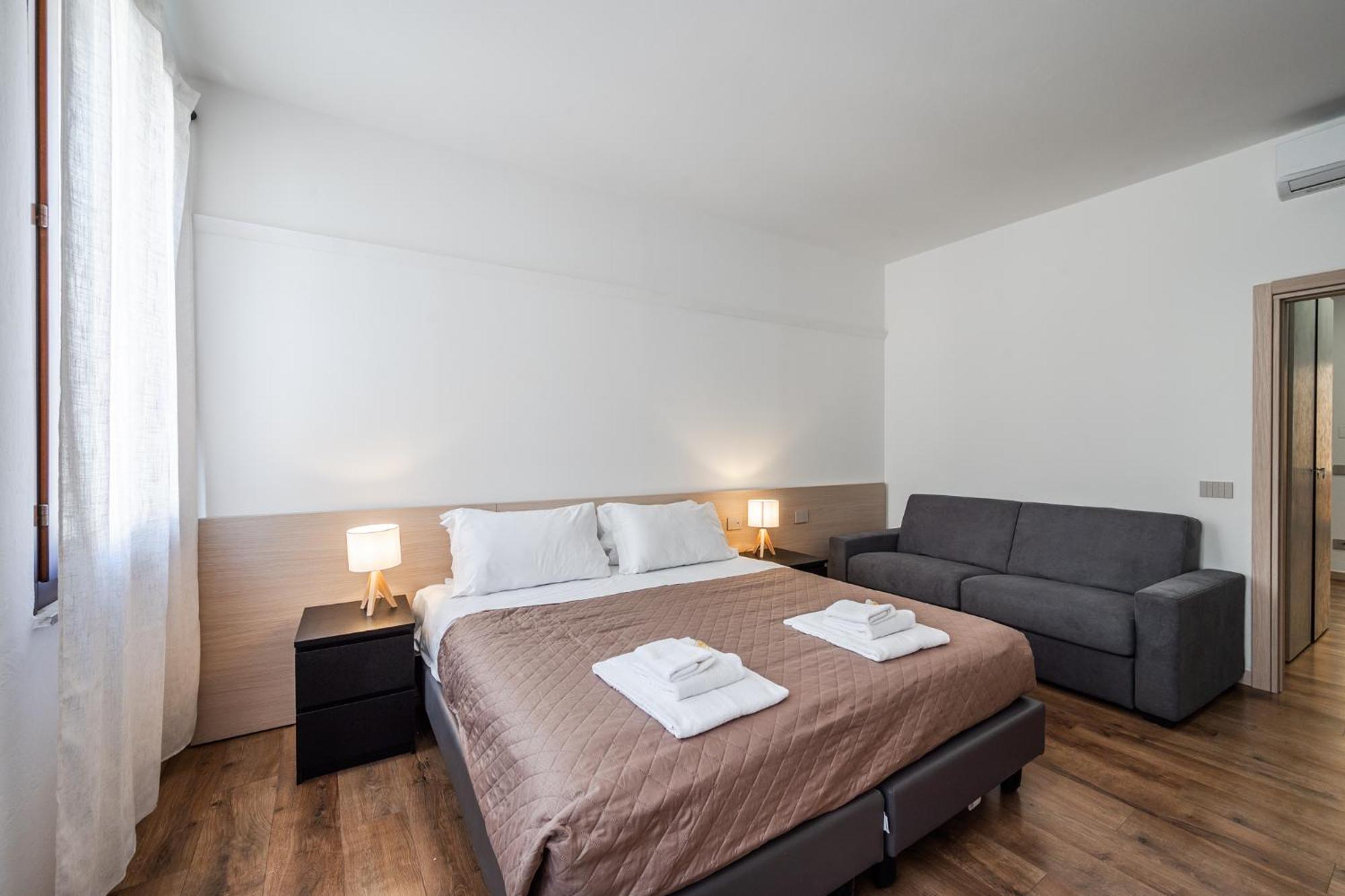 Hoomee Piazza Erbe Apartment Верона Екстериор снимка