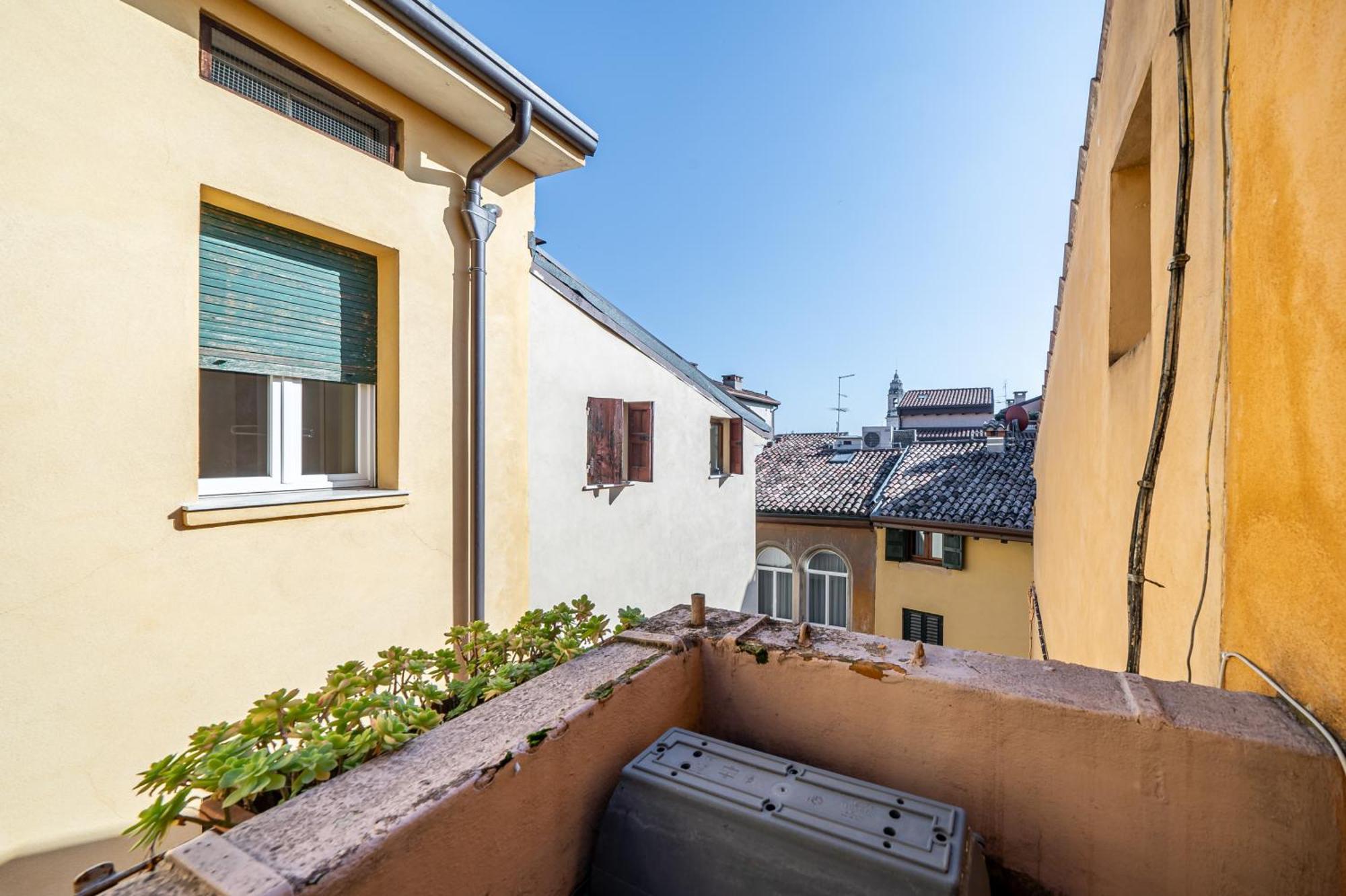 Hoomee Piazza Erbe Apartment Верона Екстериор снимка